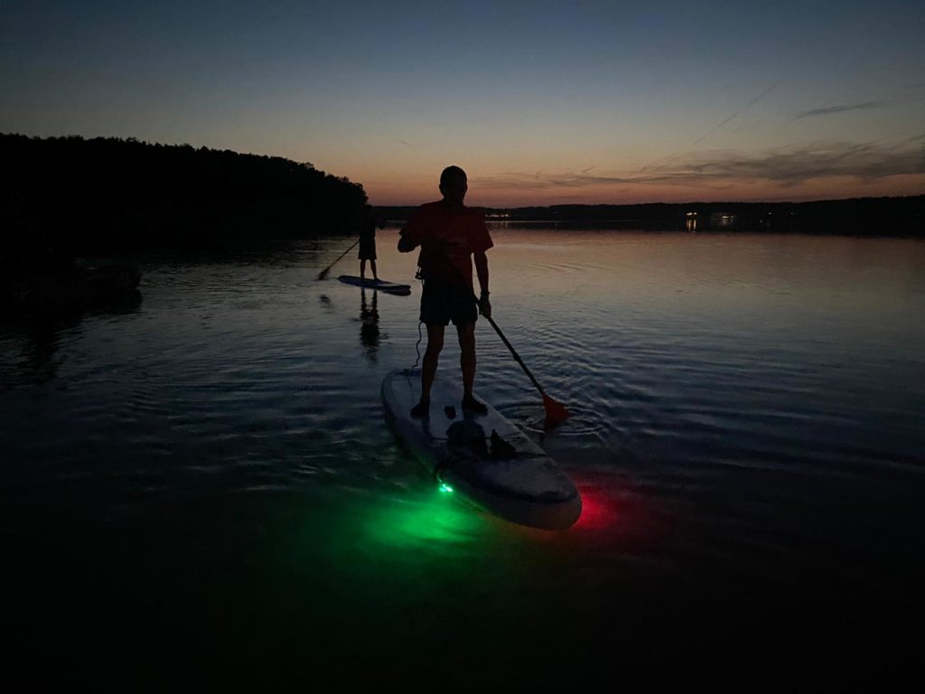 SUP-Tour mit safeand.fun, Stand up Paddling, Stehpaddeln bei Nacht, Steinberger See