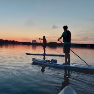 SUP-Tour mit safeand.fun, Stand up Paddling, Stehpaddeln bei Nacht, Steinberger See